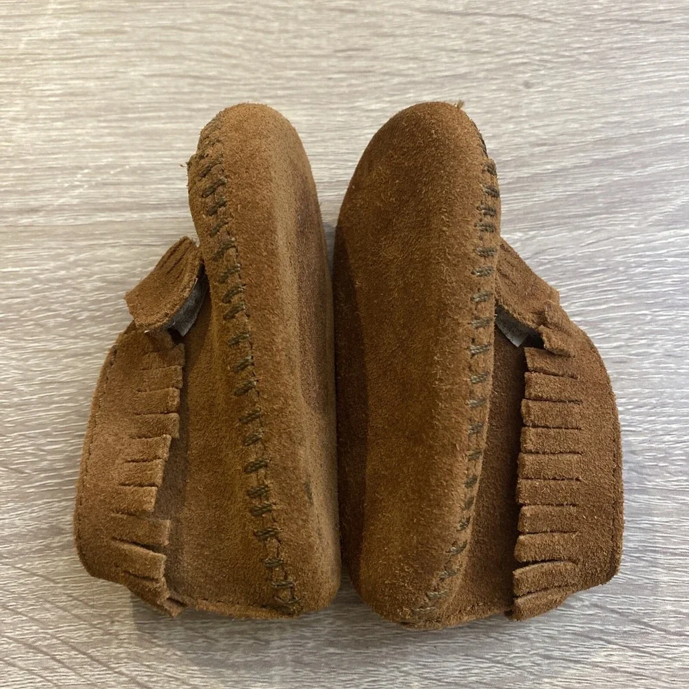 Minnetonka Youth Suede Leather Soft Sole Moccasin Boot Toddler Baby Size 1 EUC